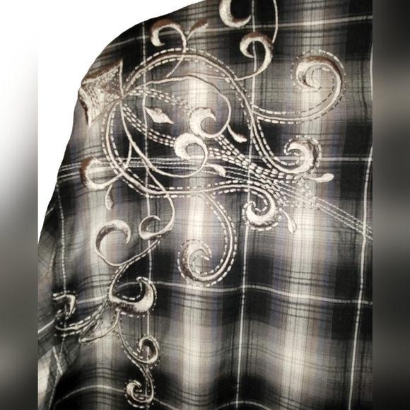 Brooks & Dunn Long Sleeve Western Shirt - Picture 6 of 10